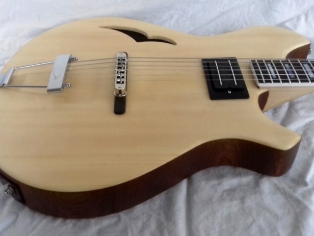 Acoustic Fly Electric Guitar Lutherie LEGG Natural Wood Body