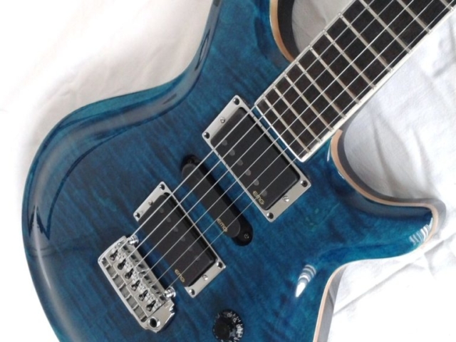 VR Electric Guitar Lutherie LEGG Blue Marine Body