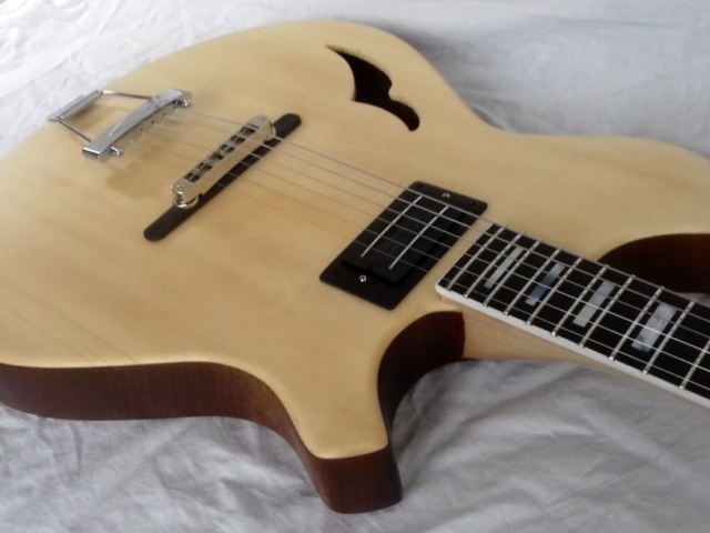 Acoustic Fly Electric Guitar Lutherie LEGG Natural Wood Body