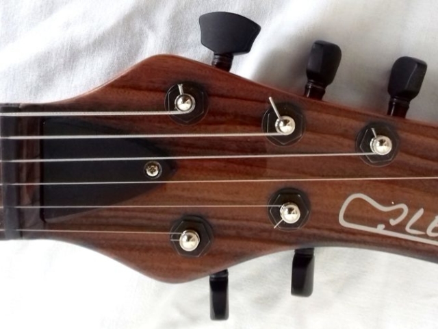 Suprema Electric Guitar Lutherie LEGG Headstock